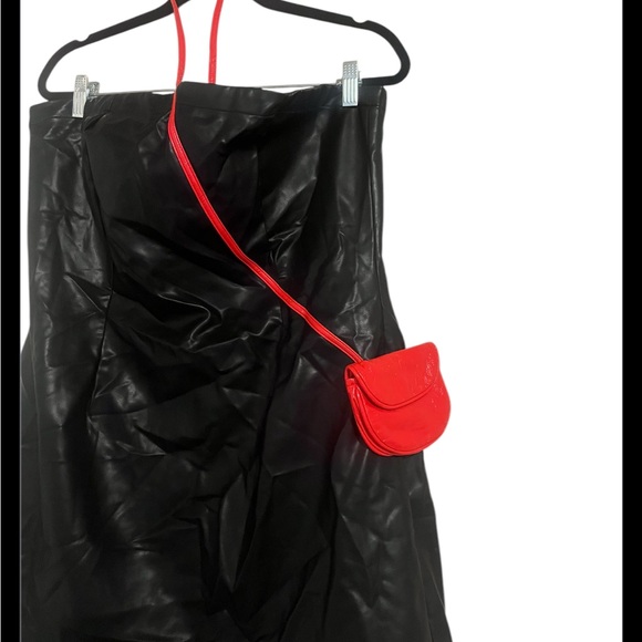 RARE Fashion Brand Company Black Dress with Red Connected Pouch size 2XL - Picture 2 of 5